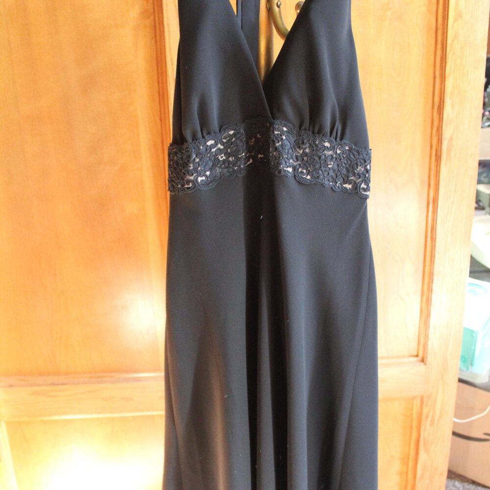 Women's  Evening Cocktail Dress  Jones Wear  Size 14  Black